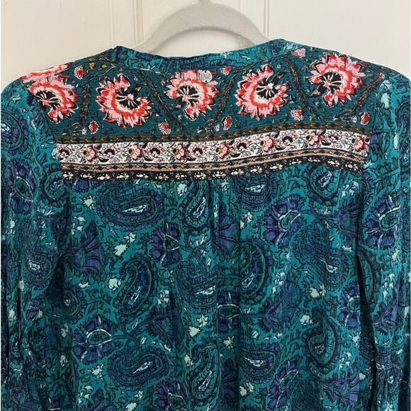 Billabong Tie Front Floral Paisley Blouse Size Small - Picture 6 of 7